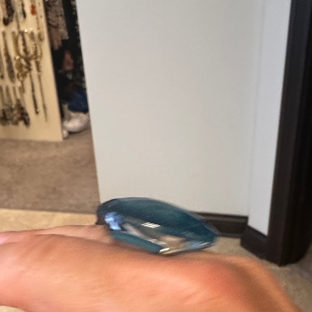 Gemstone ring . Size 8 - Picture 6 of 9